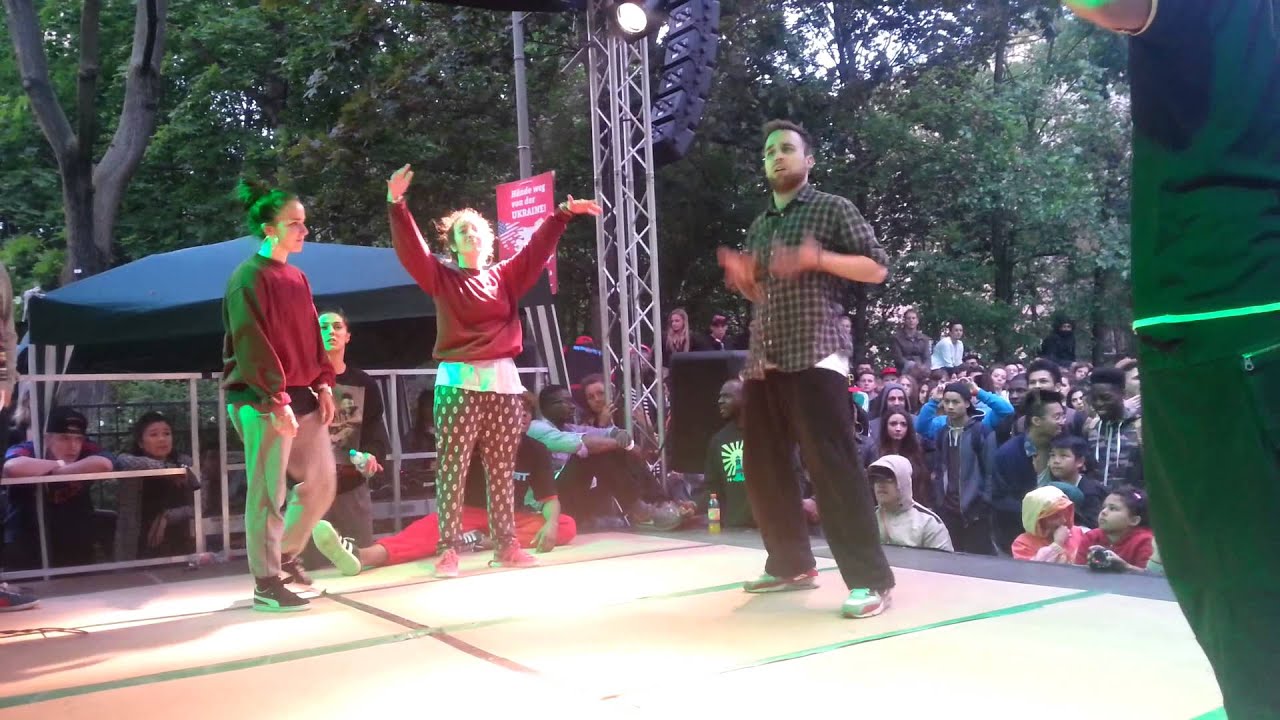 Fanatix vs. Bordaline - 1.Mai Battle Berlin Kreuzberg - HipHop NewStyle