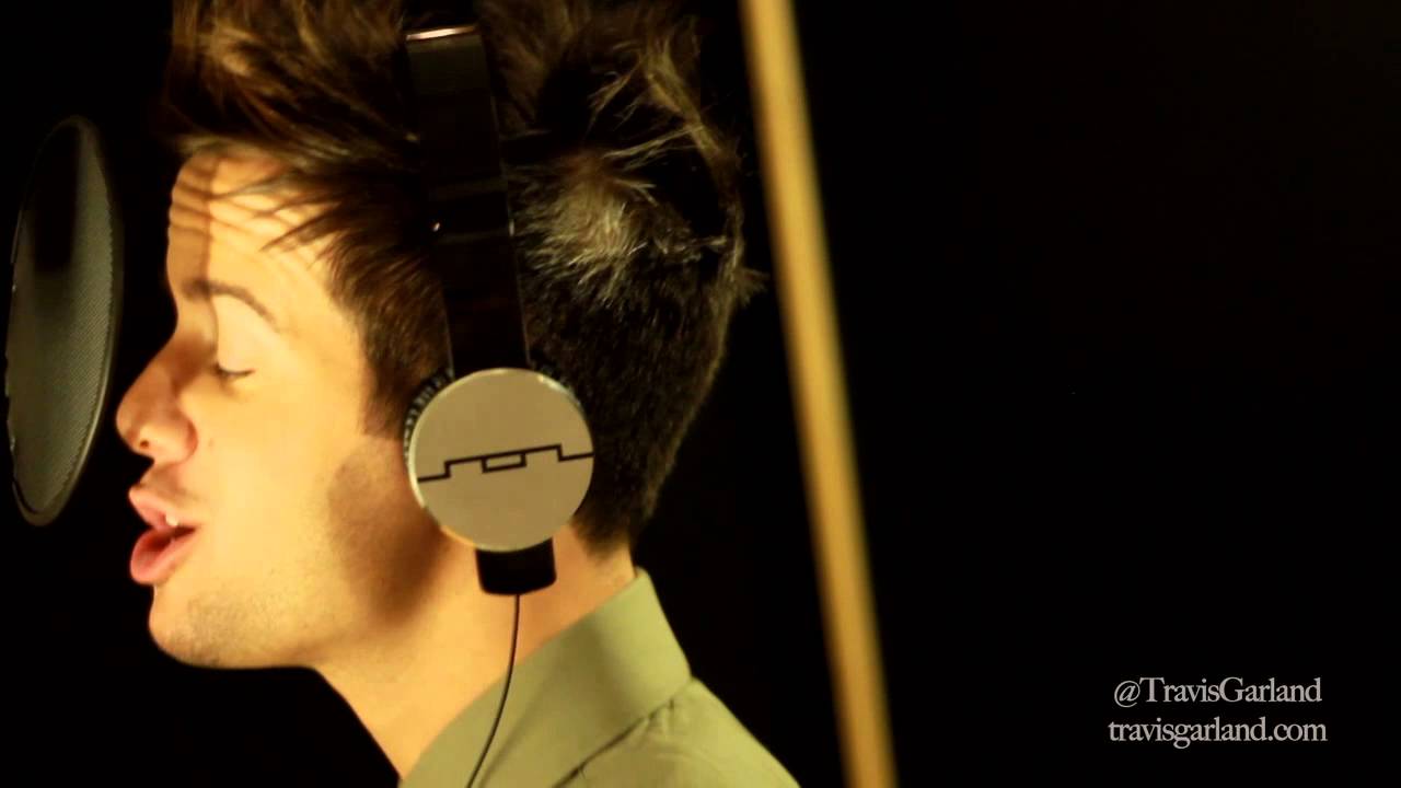 LOCKED OUT OF HEAVEN - Bruno Mars (Travis Garland Cover)
