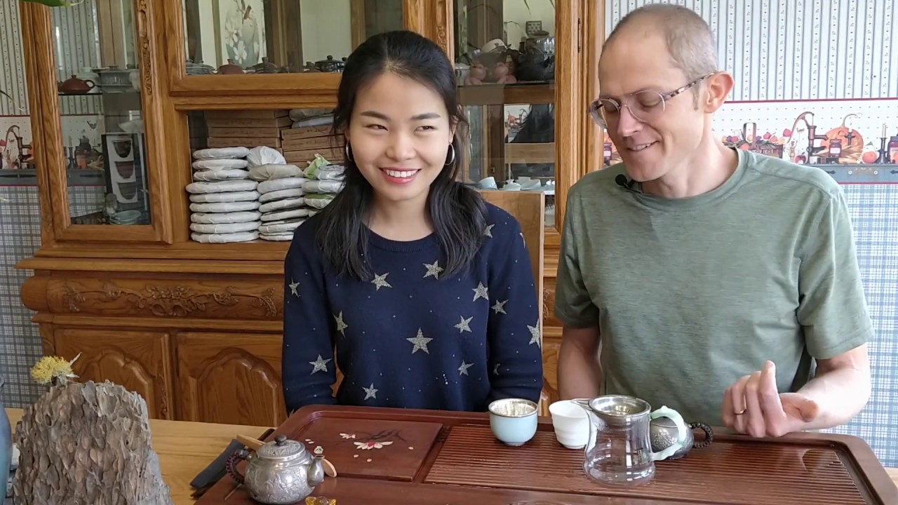 Scott and Xiao Yao Drink the 2009 Gao Jia Shan "Wild Fu Zhuan" Hunan Brick Tea