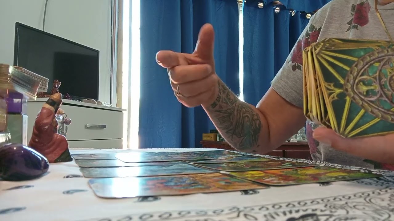 LIBRA♎ VAS A TOMAR LA DECISIÓN CORRECTA, VAS A CORTAR CON LA MANIPULACIÓN Y SEGUIRÁS AVANZANDO💮