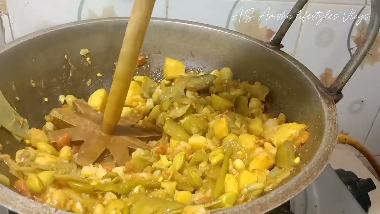 নরসিংদীর বিখ্যাত সিমের লারা 