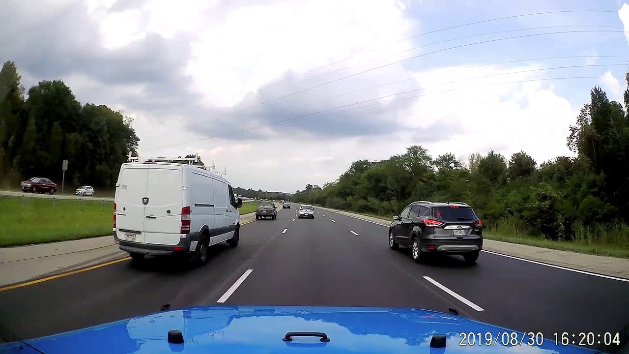 Car swerving all over highway - I-275 east side Cincinnati