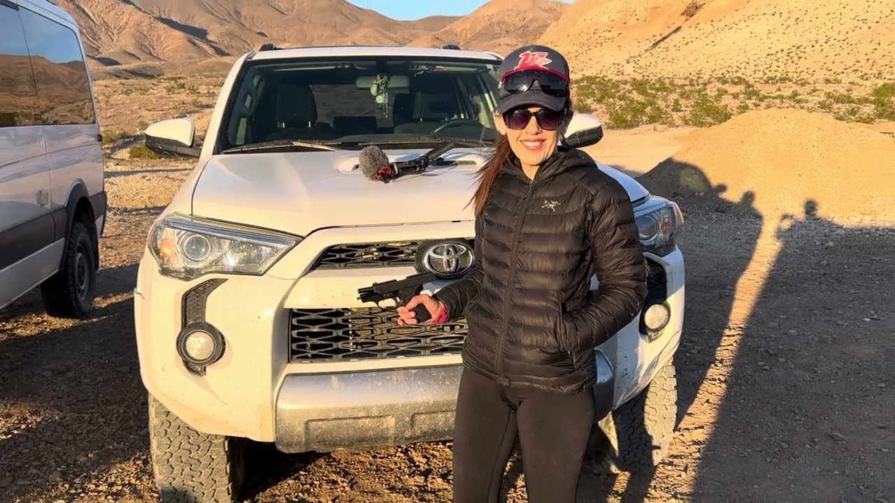 Wonderhussy is back…and she’s armed!