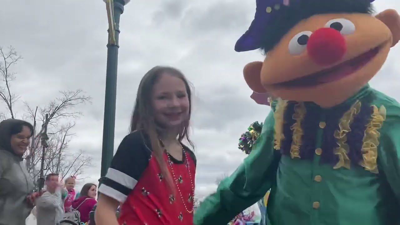 The Final Mardi Gras Parade of 2022 at Sesame Place