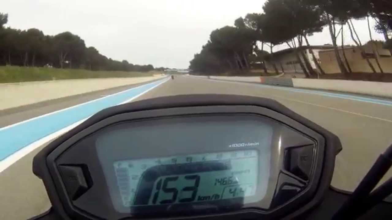 CB500f 2014 Circuit du castellet vu devant