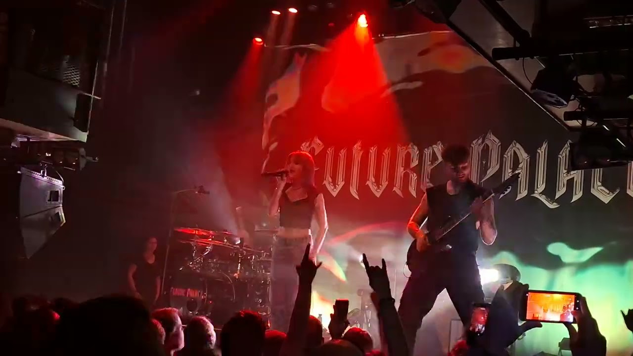 Future Palace - Paradise (live @ Nieuwe Nor Heerlen 8-8-2025)