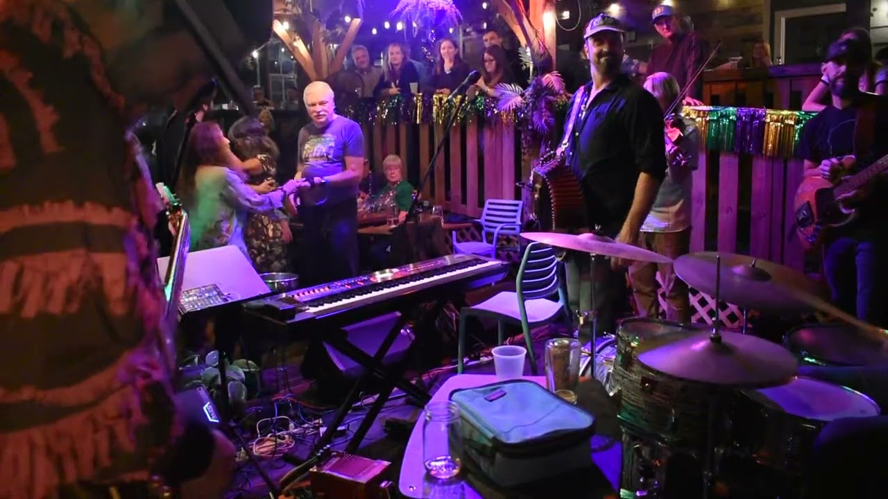 Pine Leaf Boys performing Zydeco Sont Pas Salé and Bosco Stomp