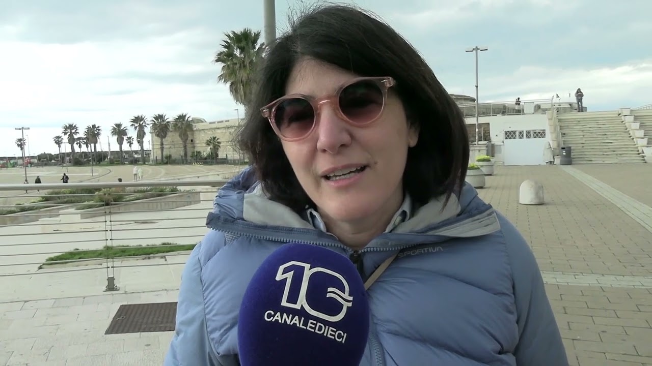 Civitavecchia, continuano i lavori per il ripristino della barriera soffolta - Canale 10