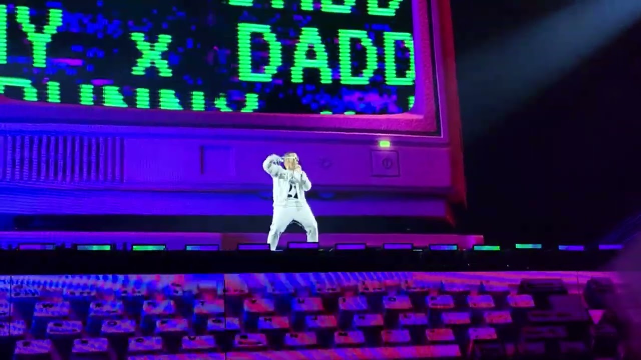 Daddy Yankee - La Santa  (Live The KIA Forum Los Ángeles) July 27 2022