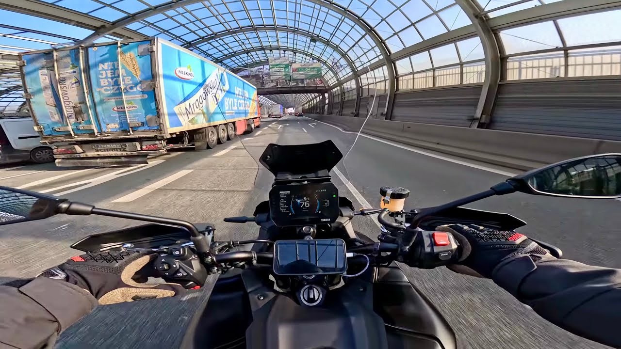 4K. Tour Around Warsaw part 01. YAMAHA Tracer 9 GT. POV. Raw Sound. City Ride. Urban Ride. Warsaw.