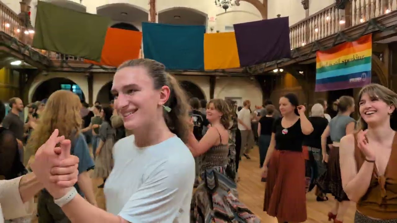 Portland Intown Contra Dance 12/18/25 Ellen Hodgkin w/ Greg, Hadith, and Aidan