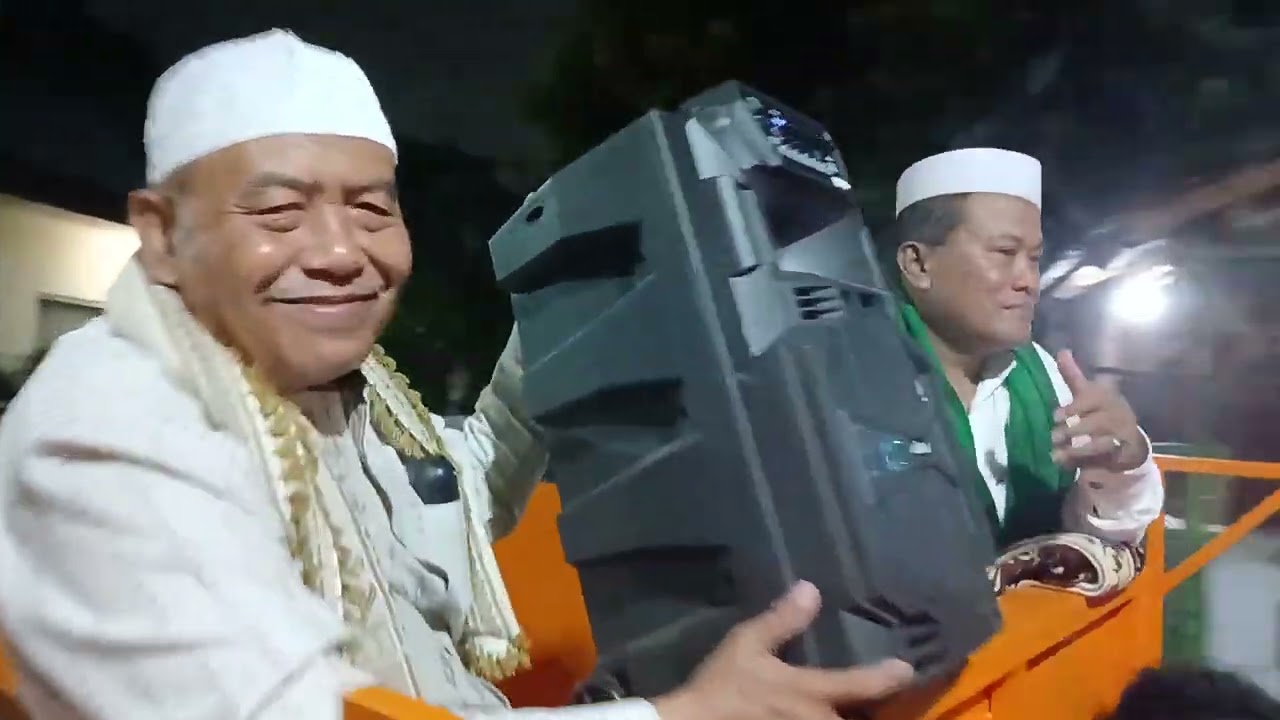 Pawai menyambut bulan suci Romadhon 1427 H di Masjid Nurul Iman PUP