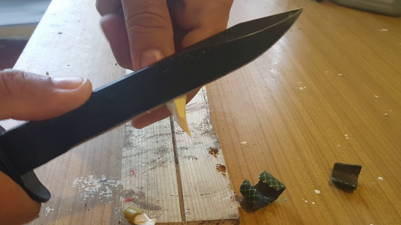 N&oacute;ż knife Glock 78 test