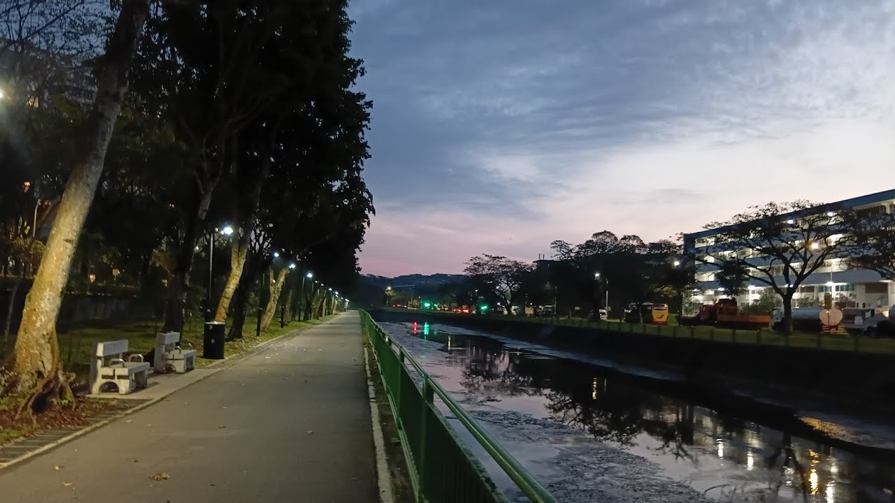 Morning walking muna tayo mga lods bago magkape.