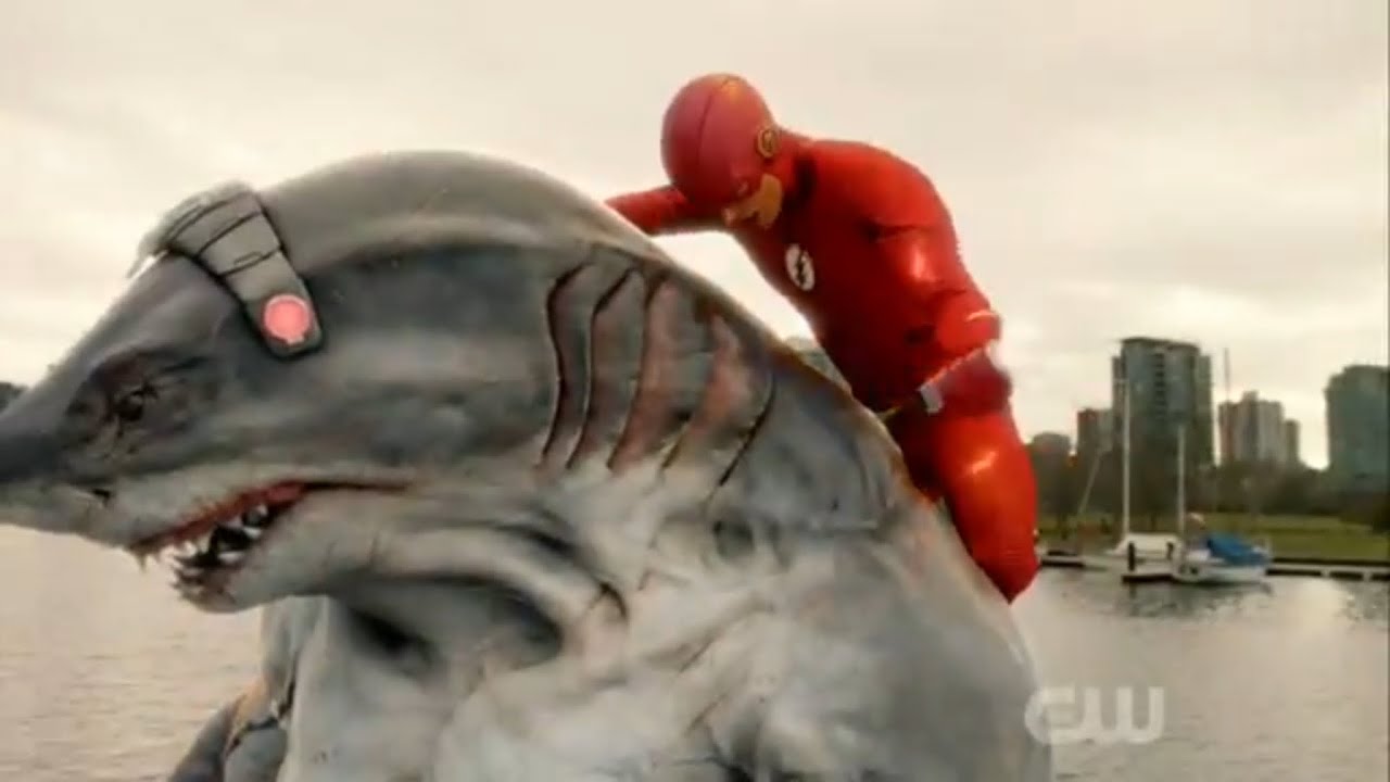 The Flash 5x15 King Shark gets turned back into a human (HD)