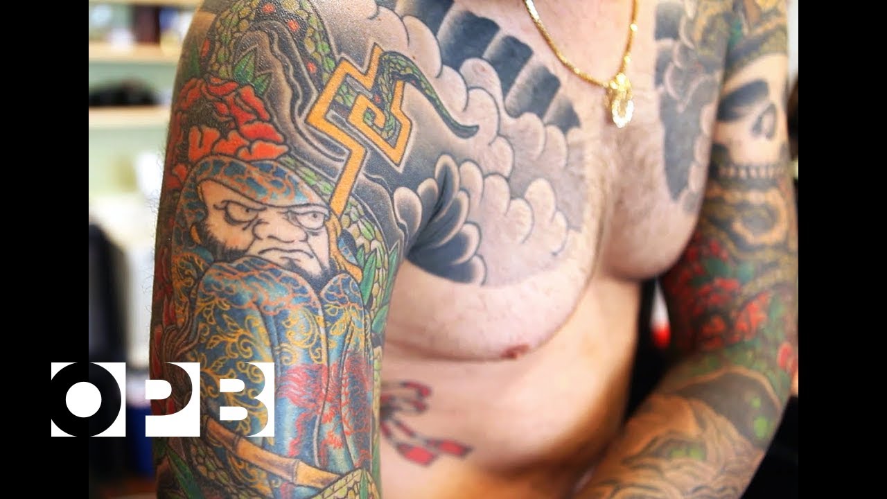 Traditional Japanese Tattoo Artist Horisuzu