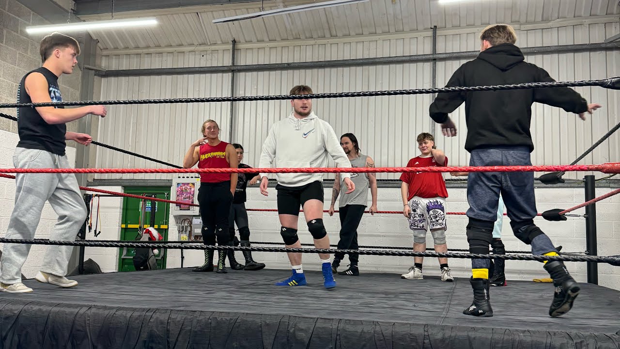 Our Pro Wrestling school on a Friday night in #ESSEX 
