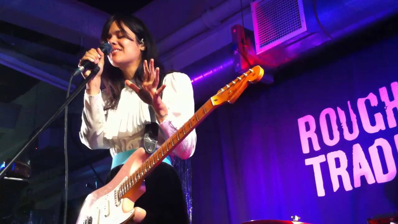 Bat For Lashes - Joe's Dream @ Rough Trade East 04/07/16