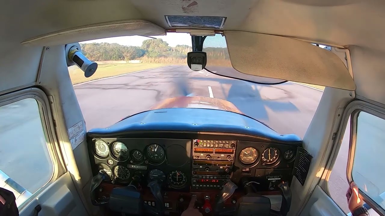 PANE SIMULADA (CURSO DE PILOTO PRIVADO)