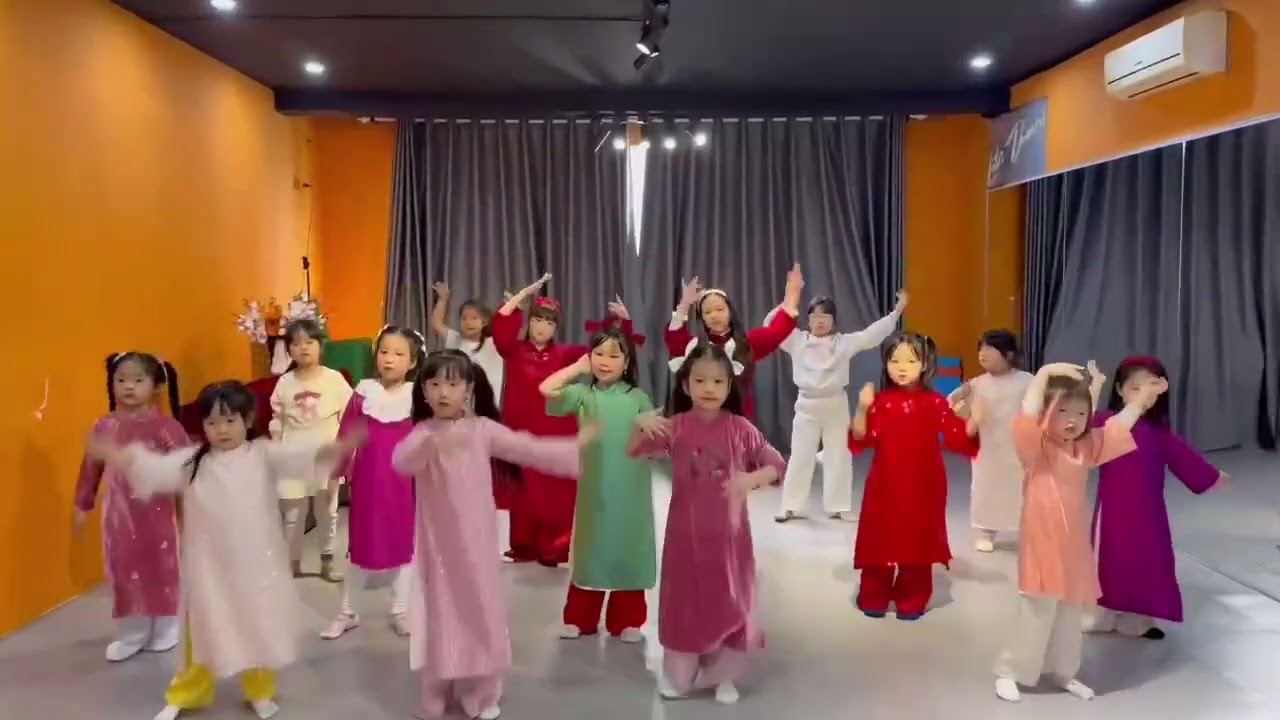ngày 8 tháng 2, 2026