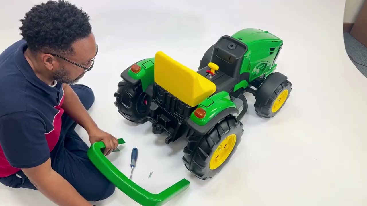 PEG John Deere Heavy Duty Tractor and Trailer FULL ASSEMBLY