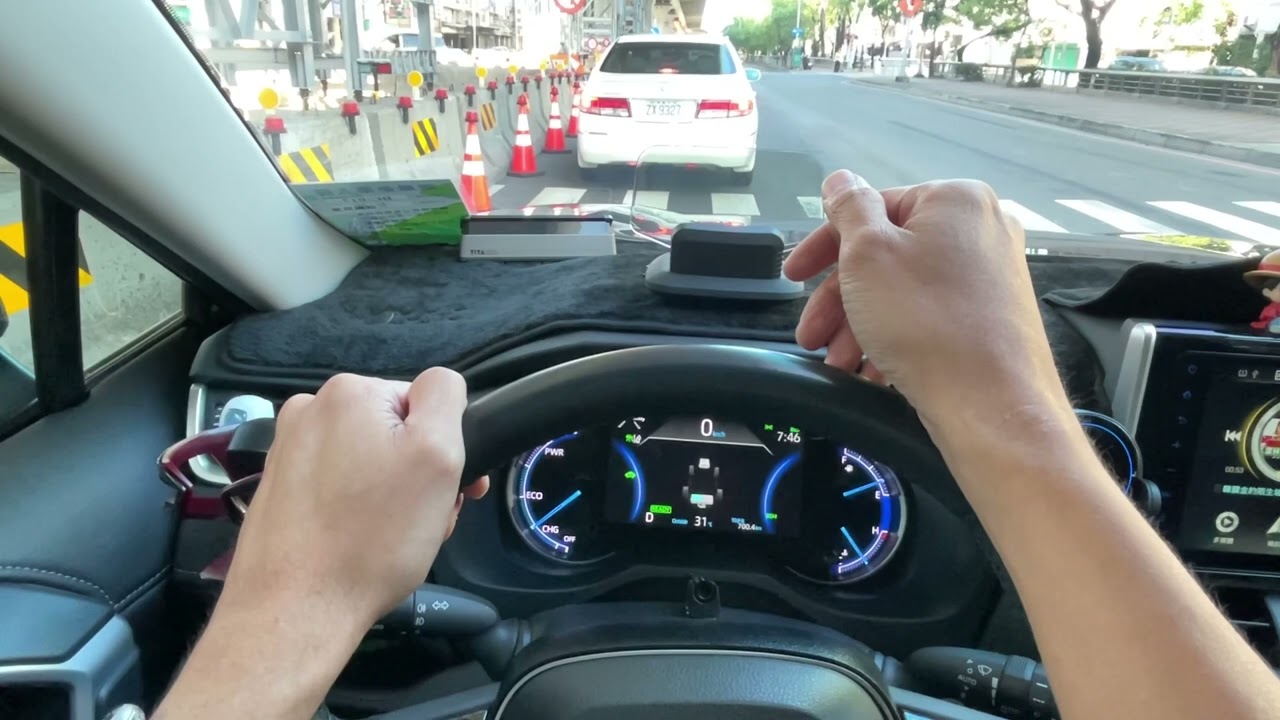 RAV4 油電車開車技巧 油電車運作邏輯 如何省油