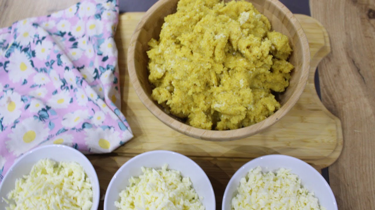 Pura kačamak sa kukuruznim brašnom - Corn porridge