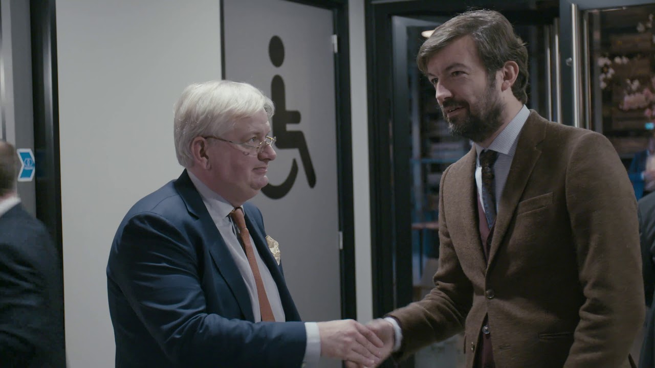 Olaf Ephraim, penningmeester van FvD die als Fortis-bankier rijk werd met CumEx-fraude