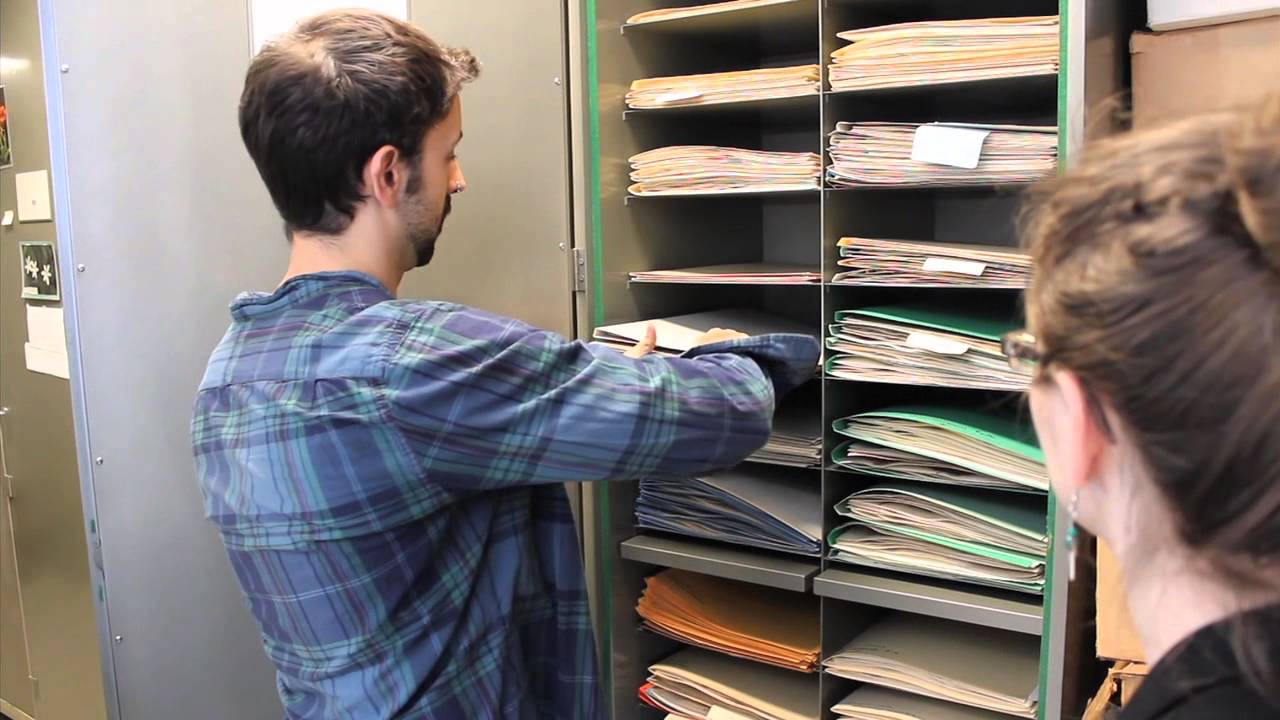 My research for sustainability : McGill&rsquo;s Herbarium / Ma recherche sur la durabilit&eacute;