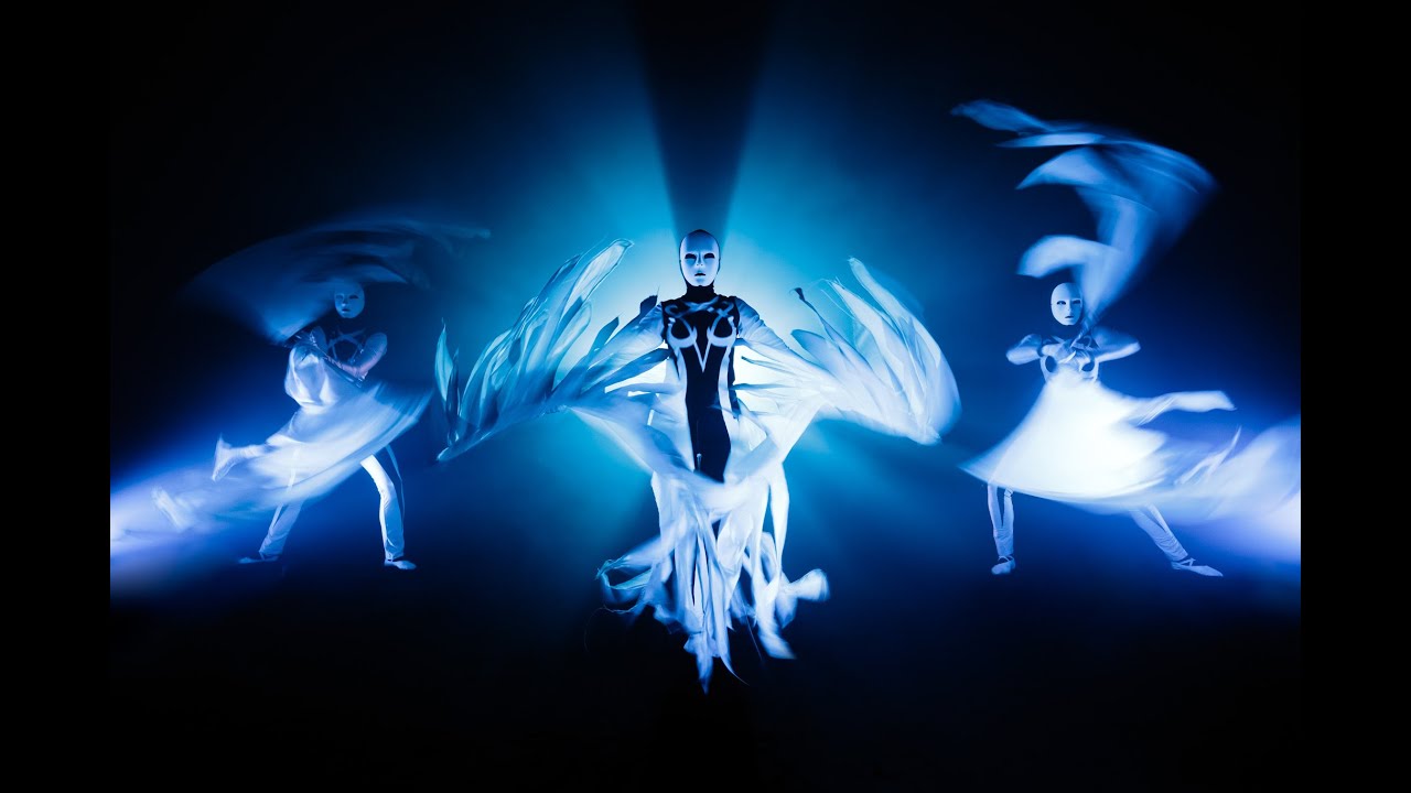 ILUSIAS | UV Light & Fire show: BLUE ILLUSION - UV show