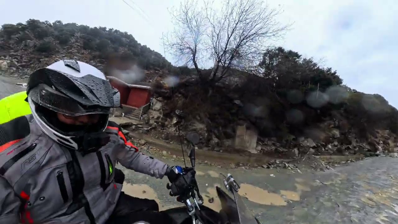 Towards Kalam - Second Leg - Behrain to Laikot and Trouble Starts - Snow Ordeal- But no Turning Back