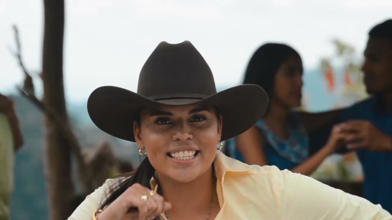 El Fogón Marianny Díaz, Yustardi Laza