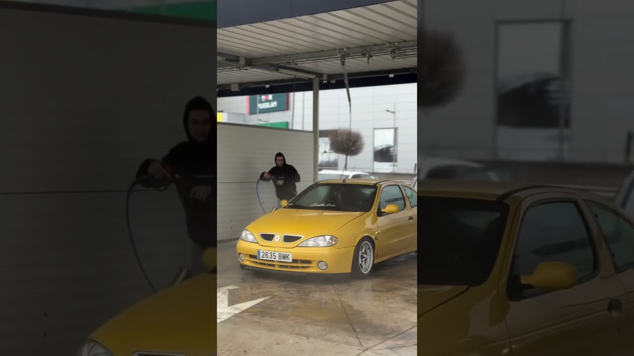 Megane coupe looking cool 😎