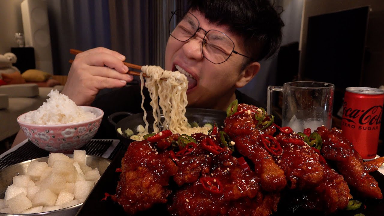 ASMR Mukbang 먹방창배 매운양념치킨 오해하지마세요 순살아니예요 대박 레전드 spicy chicken Legend kfood eatingshow realsound