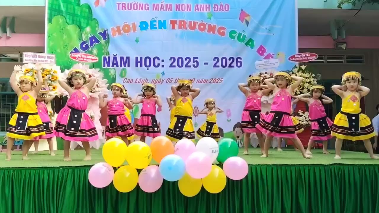 Tiết mục khai giảng của bé