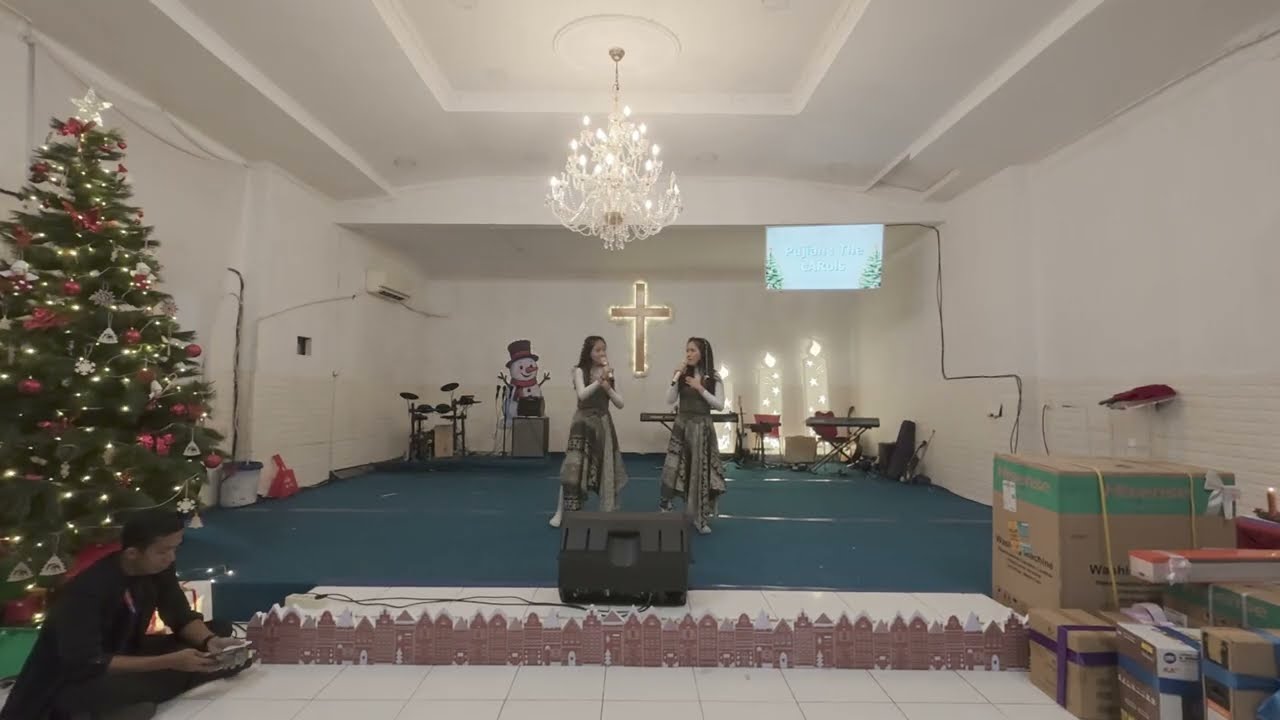 CHRISTMAS EDITION - THE CAROLS