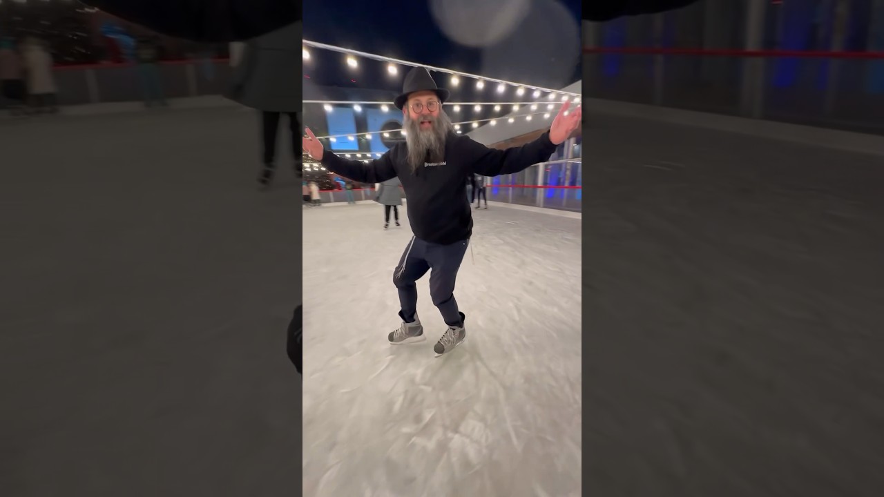 A Canadian Rabbi on ice in Russia - the Rabbi with the hockey stick #jewsofrostov