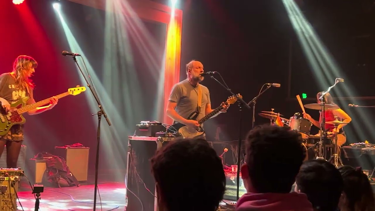 Built to Spill ~ Broken Chairs ~ 2025 ~ FTC