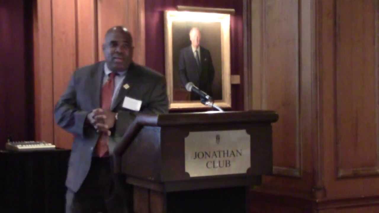 Dr. Curley Bonds at the Legacy Society Luncheon