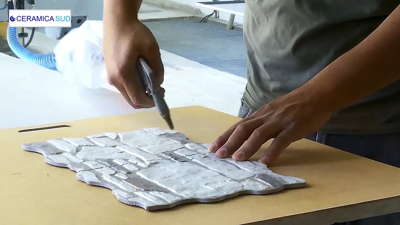 Realizzazione  angolari / angolo piastrelle rivestimenti murali da interno o da esterno