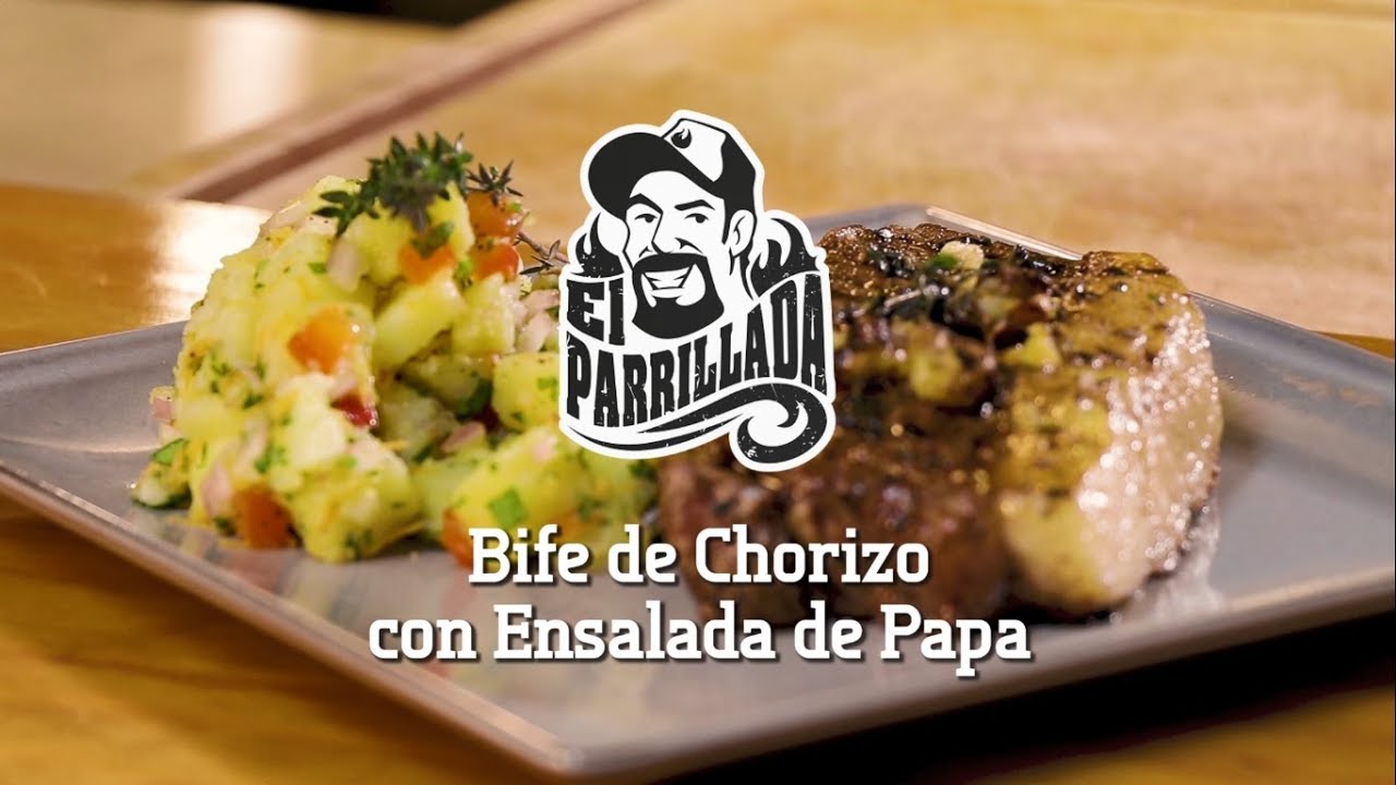 Bife de Chorizo con ensalada de papa en El Parrillada