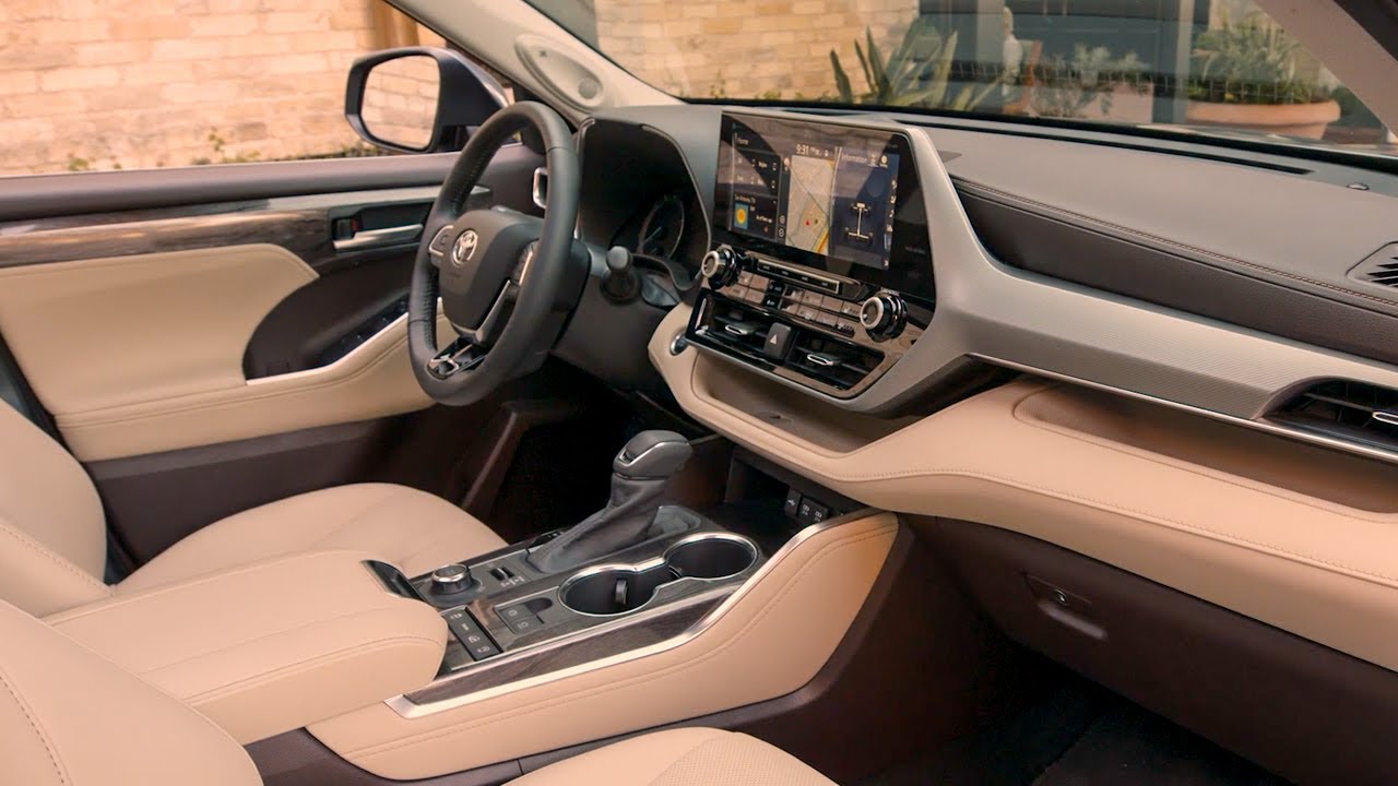 2021 Toyota Highlander Interior