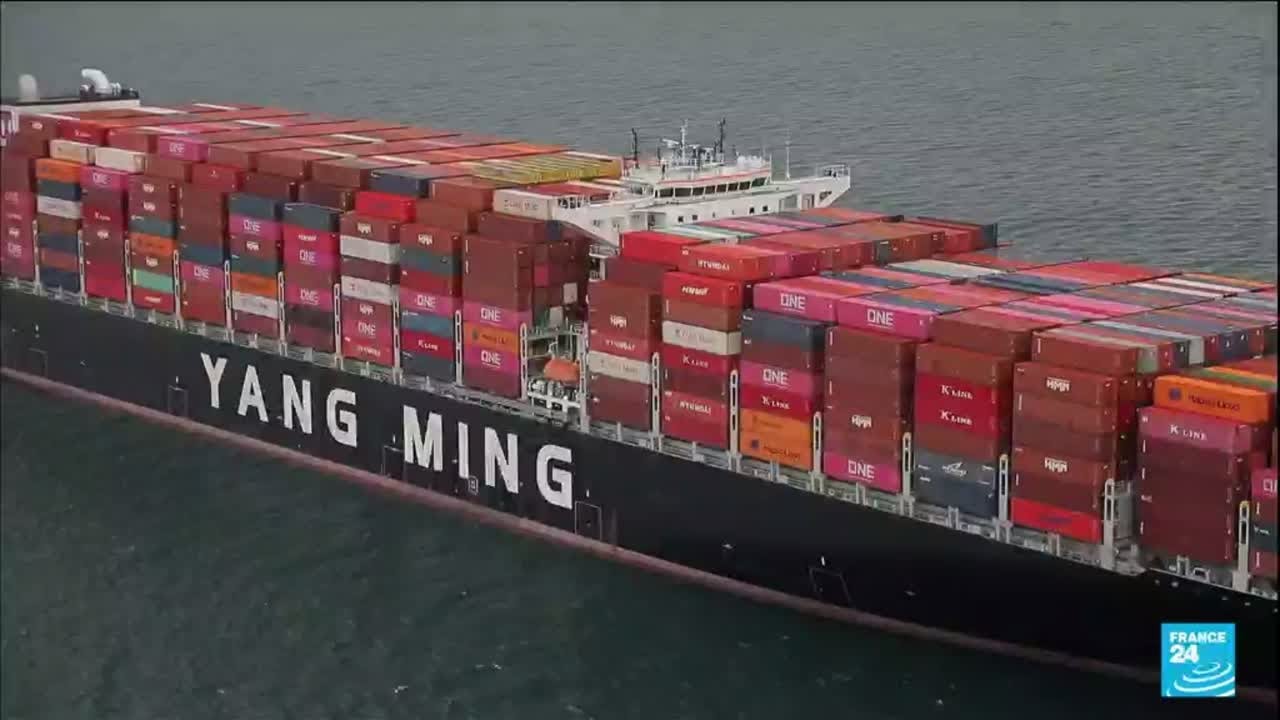 Los Angeles: Dozens of cargo ships still waiting to dock at long beach &bull; FRANCE 24 English