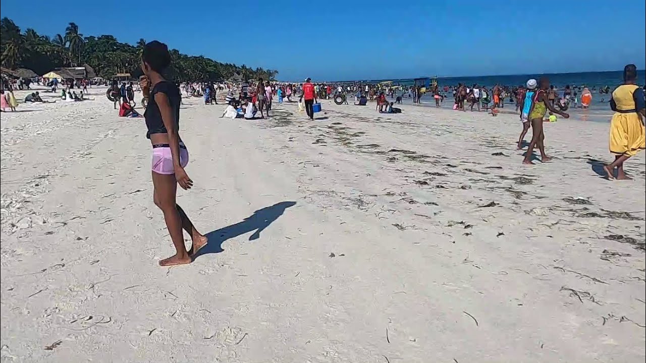 NYALI BEACH, MOMBASA