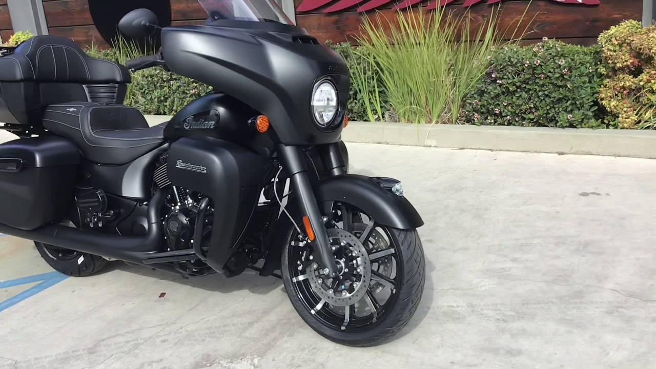 2020 Indian Motorcycle Roadmaster Dark Horse in Thunder Black Smoke for Sale in Orange County, CA