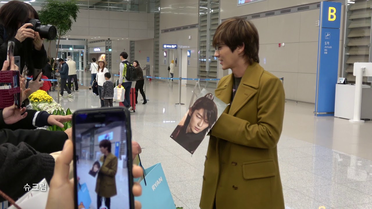 4k) 20181108 이준기 인천공항 입국