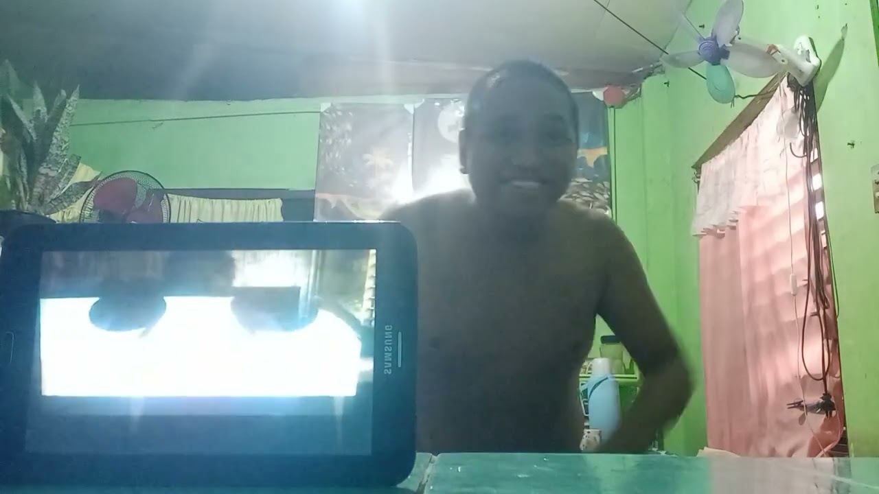 Erissa Puteri } Senyum (Smile ( Ngiti } feat . JVC 172 ( TAGALOG version } ♥️😍