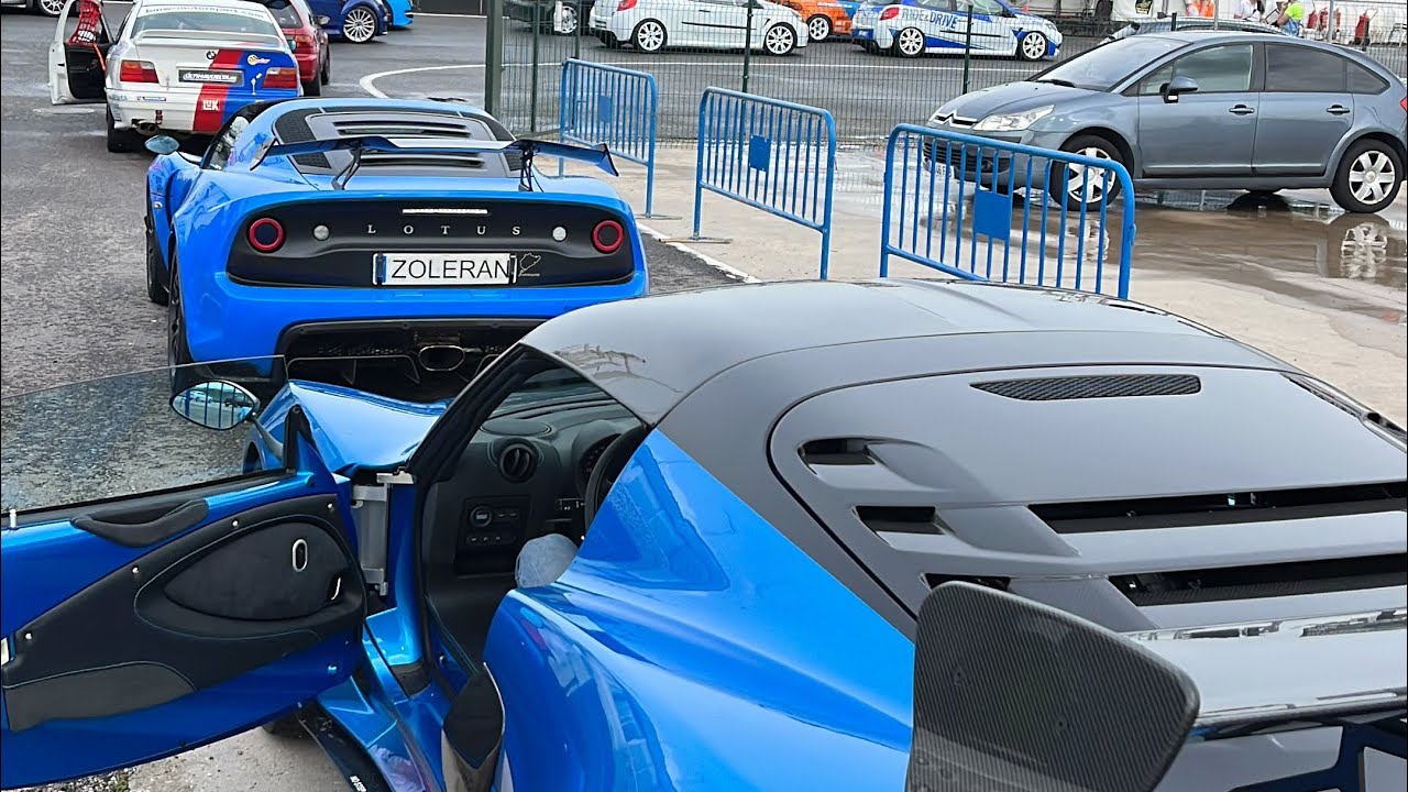 Lotus battle! Exige sport 410 vs Exige Ex460.😍