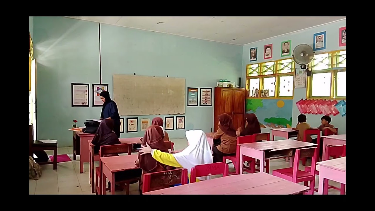Microteaching ( PECAHAN).                                                  @evysegarawatiampryy 