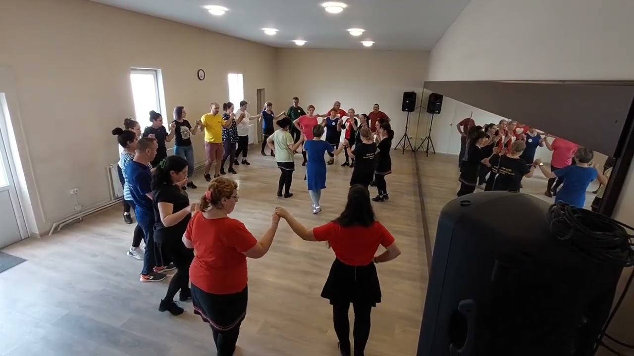 Drag mi-e jocul romanesc - Suita la montaj (cursuri de dans popular Ploiesti)